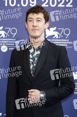 Photocall 'Living', Internationale Filmfestspiele von Venedig 2022