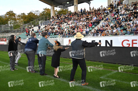 Filmpremiere 'Tatort - Ein Freund, ein guter Freund' zu Jubiläum 20 Jahre Tatort Münster