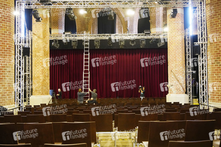 Theaterprobe 'Gottes Lebenslauf' in Dessau