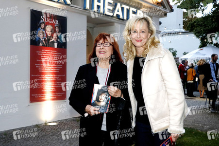 Theaterpremiere 'Sugar' in Berlin