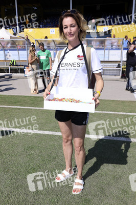 Benefiz-Fußballspiel 'Kicken mit Herz' 2022 in Hamburg