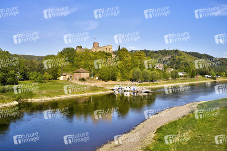 Niedrigwasser der Weser bei Polle