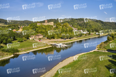 Niedrigwasser der Weser bei Polle