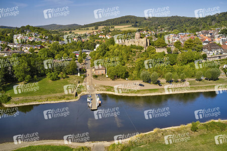 Niedrigwasser der Weser bei Polle