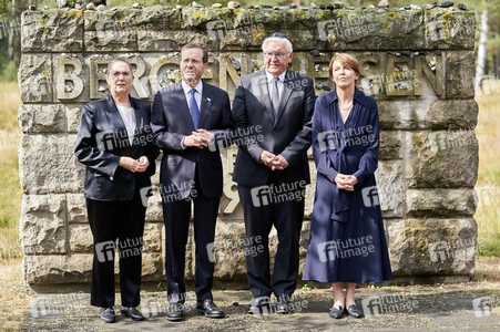 Isaac Herzog und Frank-Walter Steinmeier besuchen die Gedenkstätte Bergen-Belsen