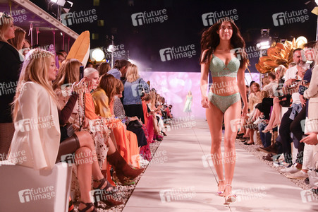 Lascana Fashion Show auf der Berlin Fashion Week S/S 2023 in Berlin
