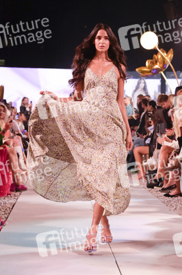 Lascana Fashion Show auf der Berlin Fashion Week S/S 2023 in Berlin