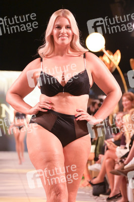 Lascana Fashion Show auf der Berlin Fashion Week S/S 2023 in Berlin