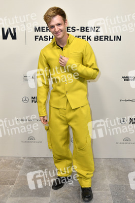 Kilian Kerner Fashion Show auf der Berlin Fashion Week S/S 2023