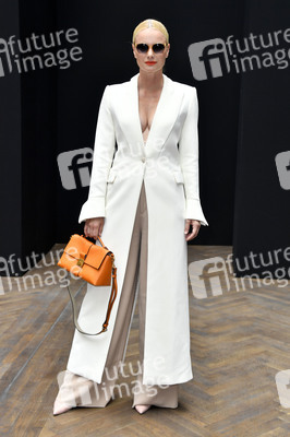 Kilian Kerner Fashion Show auf der Berlin Fashion Week S/S 2023