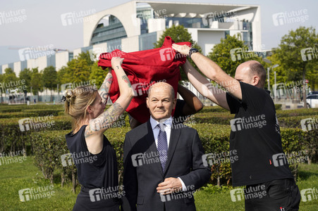 Enthüllung der Wachsfigur von Olaf Scholz in Berlin