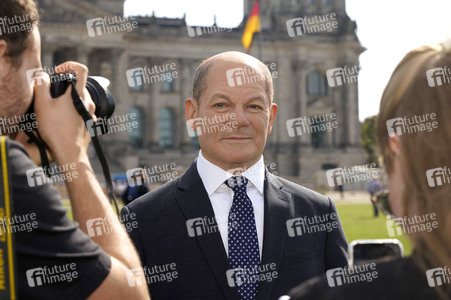 Enthüllung der Wachsfigur von Olaf Scholz in Berlin