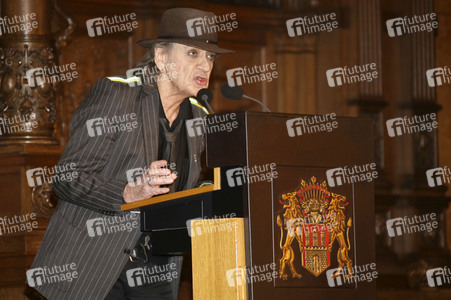 Festakt Verleihung der Ehrenbürgerwürde an Udo Lindenberg in Hamburg