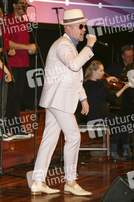 Festakt Verleihung der Ehrenbürgerwürde an Udo Lindenberg in Hamburg