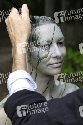 NATURE ART: Stechlinsee Bodypainting