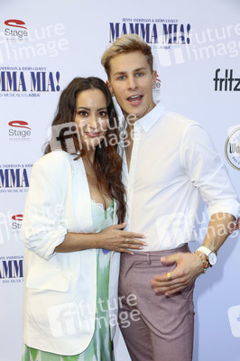 Musicalpremiere 'Mamma Mia!' in Hamburg