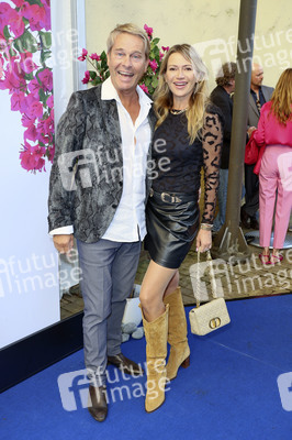 Musicalpremiere 'Mamma Mia!' in Hamburg