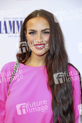 Musicalpremiere 'Mamma Mia!' in Hamburg