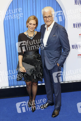 Musicalpremiere 'Mamma Mia!' in Hamburg