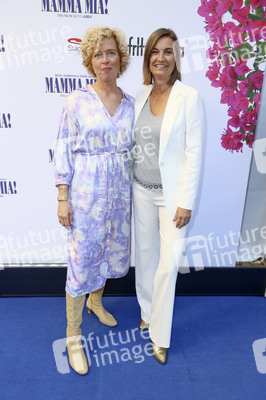 Musicalpremiere 'Mamma Mia!' in Hamburg