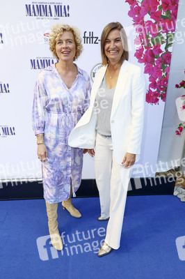Musicalpremiere 'Mamma Mia!' in Hamburg