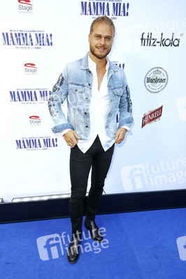 Musicalpremiere 'Mamma Mia!' in Hamburg