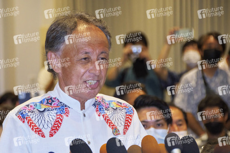 Denny Tamaki gewinnt die Gouverneurswahl in Okinawa