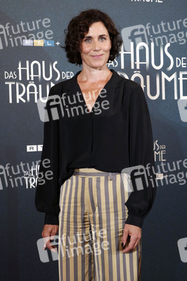 Serienpremiere 'Das Haus der Träume' in Berlin