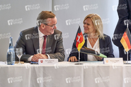 Innenministerkonferenz der SPD-geführten Innenressorts in Hannover
