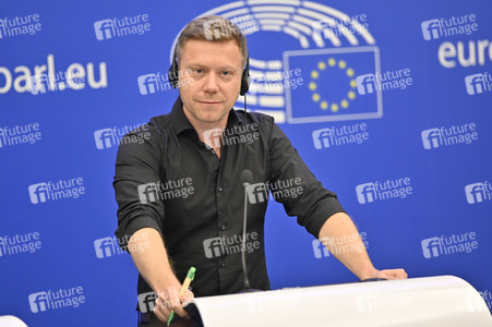 Pressebriefing der Fraktion Die Linke im EU-Parlament in Straßburg