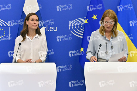 Pressekonferenz mit Sanna Marin und Roberta Metsola im EU-Parlament in Straßburg