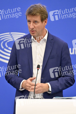 Pressekonferenz zu Produkten, die durch Zwangsarbeit hergestellt werden in Straßburg