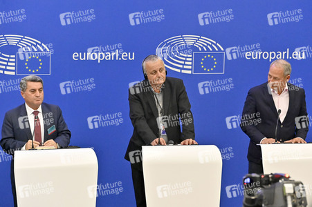 Pressekonferenz zur Bedrohung durch ISIS im EZ-Parlament in Straßburg