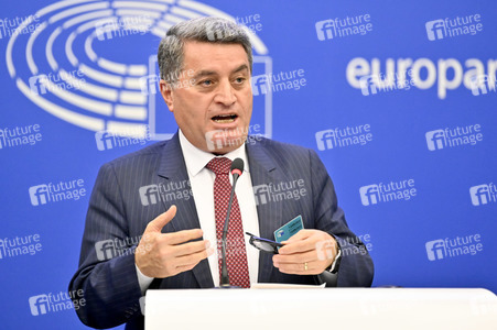 Pressekonferenz zur Bedrohung durch ISIS im EZ-Parlament in Straßburg