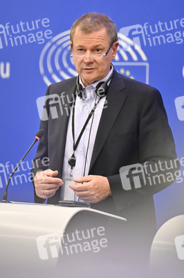 Pressekonferenz zu Überarbeitung der Erneuerbare-Energien-Richtlinie im EU-Parlament in Straßburg