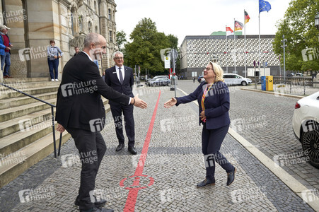 Pressetermin mit Svenja Schulze und Belit Onay in Hannover