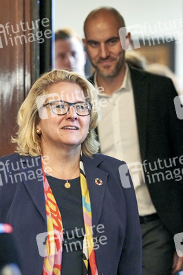 Pressetermin mit Svenja Schulze und Belit Onay in Hannover