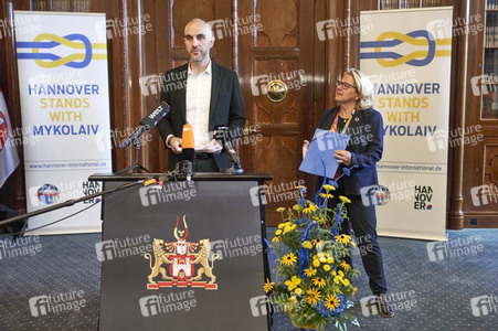 Pressetermin mit Svenja Schulze und Belit Onay in Hannover