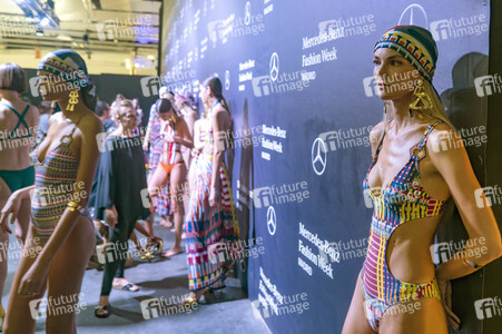 Dolores Cortés Fashion Show auf der 76. Mercedes-Benz Fashion Week Madrid