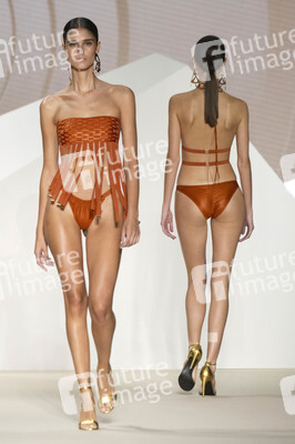 Dolores Cortés Fashion Show auf der 76. Mercedes-Benz Fashion Week Madrid