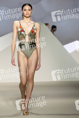 Dolores Cortés Fashion Show auf der 76. Mercedes-Benz Fashion Week Madrid