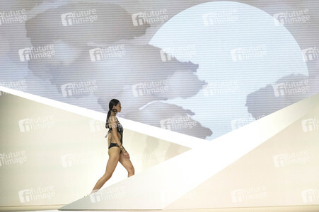 Dolores Cortés Fashion Show auf der 76. Mercedes-Benz Fashion Week Madrid