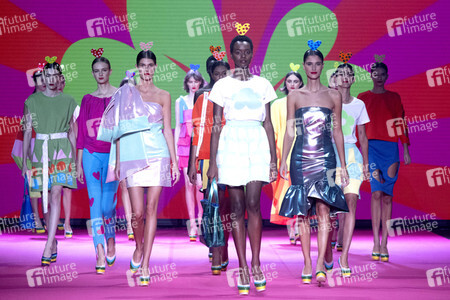 Agatha Ruiz de la Prada Fashion Show auf der 76. Mercedes-Benz Fashion Week Madrid