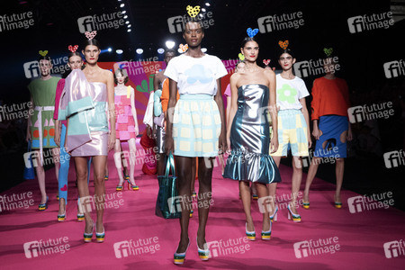 Agatha Ruiz de la Prada Fashion Show auf der 76. Mercedes-Benz Fashion Week Madrid