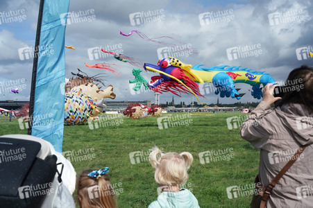 Festival der Riesendrachen in Berlin