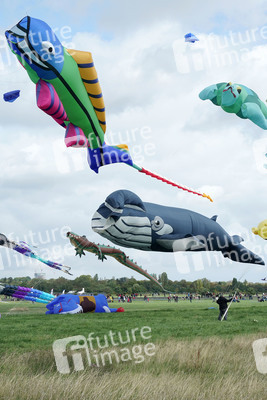 Festival der Riesendrachen in Berlin