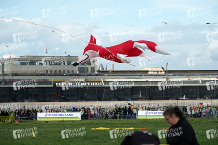 Festival der Riesendrachen in Berlin