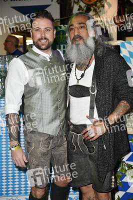 Wiesn Anstich 2022 im Hofbräu Berlin