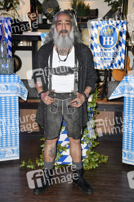 Wiesn Anstich 2022 im Hofbräu Berlin