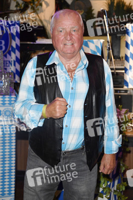 Wiesn Anstich 2022 im Hofbräu Berlin